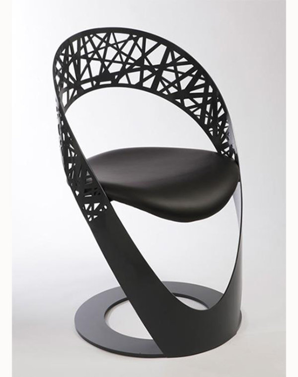 اضغط على الصورة لعرض أكبر. 
الإسم:	Gamme-Ellipse-Black-Chair-Design-by-Martz-Edition.jpg 
مشاهدات:	1 
الحجم:	44.1 كيلوبايت 
الهوية:	3314083